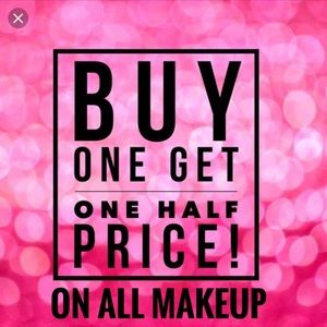 🎉BOGO SALE🎉